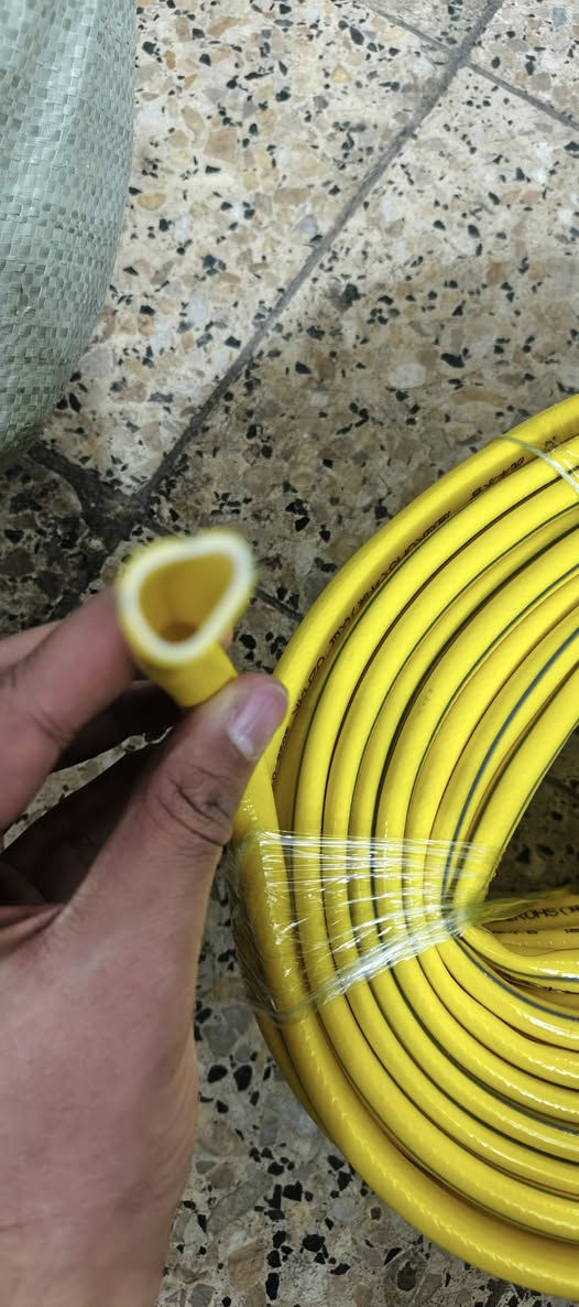 السلام عليكم صوندة فوك ال50 متر كاملة قيمة واخذهة
***********
