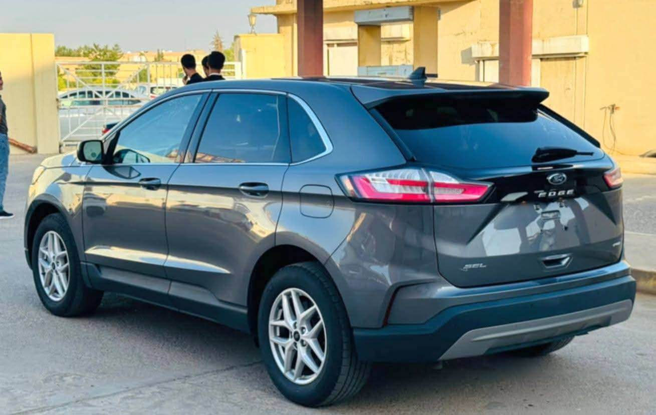 بسم اللە الرحمن الرحیم
Ford Edge 2024 SEL AWD 💥💥
فورد ايدج 2024 فوول مواصفات بس بدون بنوراما
محرك 2.0 تيربو 🚀 4 سلندر
بجم و خلفي كبس شرط الفحص بدون صبغ 
رقم شاصي موجود بالمنشور
۳٤ الف ميل ماشية
❤️ مواصفاتها معروفه
بصمة و تشغيل عن بعد
شاشة كبيرة و كيج الكتروني
ويل كروم و دبل اكسل
اوتو هولد و حساسات امامية و خلفية
رادارات امامي و خلفية
رادار جانبي(نقطة عمياء)
كشنات هيتر
كشنات كهربائي فور وویل لايت Led
بريك بصمة تبريد مركزي 
بعد بيها مواصفات ...
كير محرك تبريد ارباک حجر بئە رادار کلە بشرط
سیارە رقم کاتی ، تترقم شمالی
سعر بلاش 140 $ مجال قلیل
*********** اكر, نينوى
