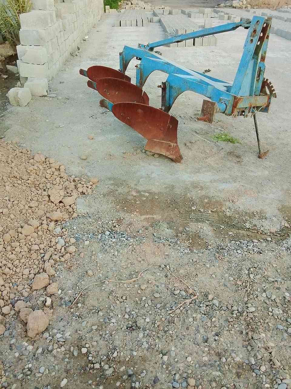 للبيع فدان حدادي حجم 14مكان ديالي ***********
