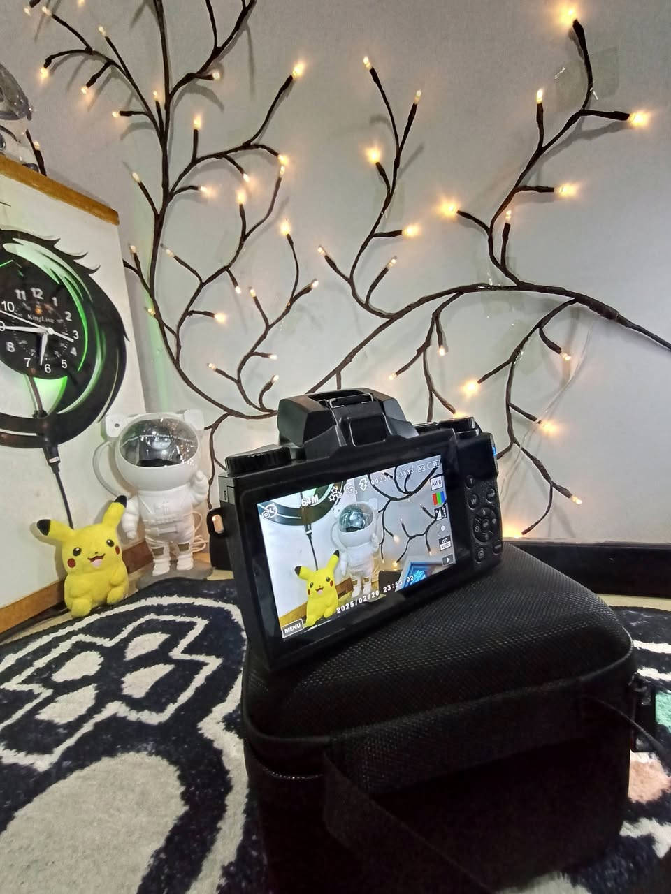 طلعتي كامرا📷 احترافيه شاشه عملاقه (لمس)
(غير مستعمل) جديد

شاشه لمس عملاقه ☑️
دقه 4K .. +فريمات 60☑️
دقة التصوير 64 ميكابكسل☑️
تربط WIF☑️
شاشه LED☑️
تدعم IOS☑️
شحن تايبسي ☑️

هواي تفاصيل بيها تابعوا الفيدوا بصفحتي 🔥

كامل ملحقات 🎁
(بطاريه +رام +حقيبه+كيبل الشحن +شريط)

للتواصل 📞 ***********
يوجد توصيل 🚕
