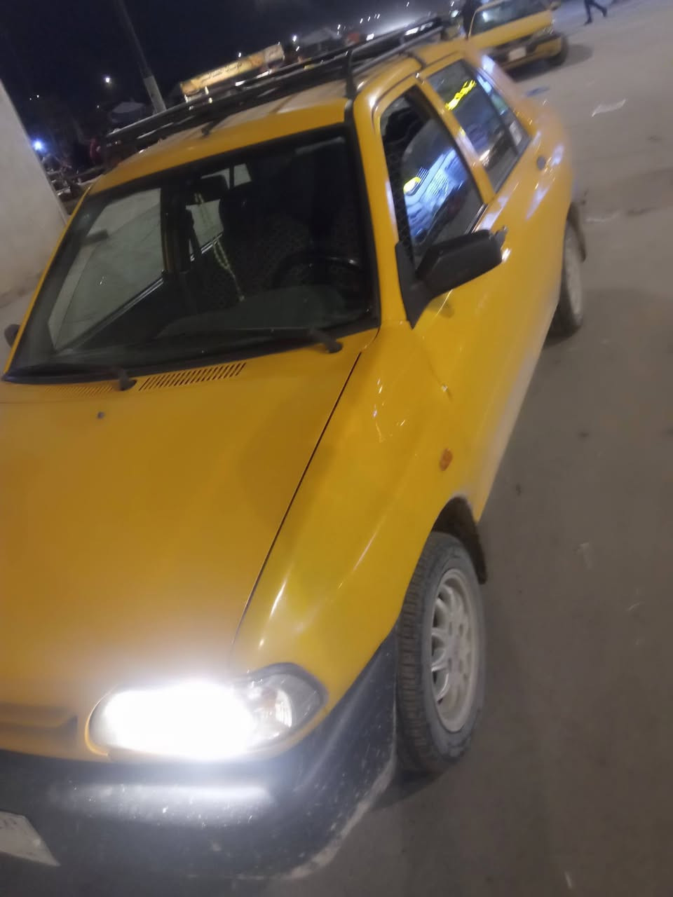 السلام عليكم ورحمه الله وبركاته سيارة سايبا للبيع موديل 2018كيرمحرك كفالة عامة تبريد كفالة شاشة كامرة ويلكب حدادية جديدة تخم تاير جديد كهرباء شغالة بيها خشم الجاملغ طخة خفيفة اصبعين شرط السونار مكاني بابل مركز وهذا رقمي *********** السعر57وبيها مجال قليل
