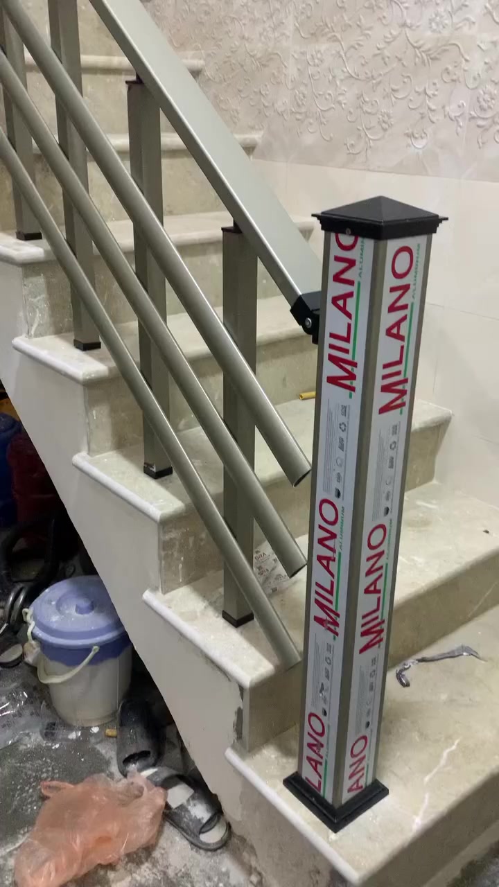 السلام عليكم اني خلفه محجر او مفصلي وهاذ شغلي مكاني حيور ***********
