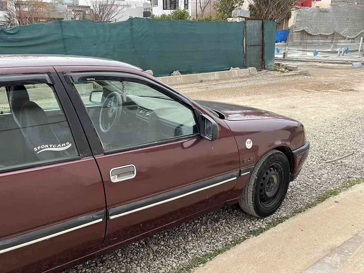 سلاوی خواتان لیبیت
ئۆپل بۆ فرۆشتن 
مۆدیل ١٩٩١   /  مەکینە ١٨
کیڕو مەکینە بە شەرت سەرفو بوخاری نیە 
کارەبای مەزبوتە تەبرید کەرمی ایش دەکات 
رەقەم هەولیر رەقەمی تازەی باریکە سەنەوی دوو مانکیکە بسرجوە / بیتاقەی بانزینی هەیە / تەحویل خەرامە براوە بە شەرت سەیارەکە هین مال خۆمەو ماشاللەی دەویت لە جەمجە مالە   /نرخ٤٣ کەلاو مە جالیکی زۆر کم 

ژ. ***********
