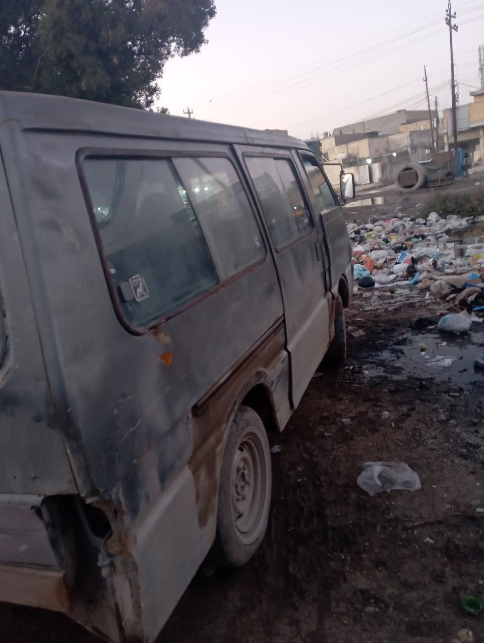 السلام عليكم كيه موديل 93رقم نجف الاماني السياره كايمه ابيعه عل وضعه 15وبيه مجال ***********مكاني حله نادر الثالثه
