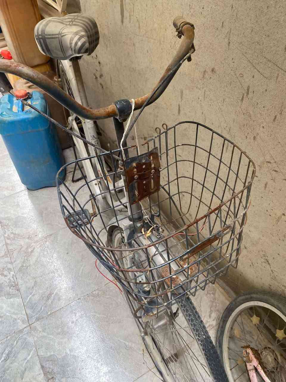 باسكلين عبد الحليم متروكات فتره وفقط بناچر سعر 70 مكاني حي البكر


**إذا كنت صاحب هذا الإعلان وتريد حذفه لأي سبب، رجاءا أرسل رسالة إلى الدعم الفني**