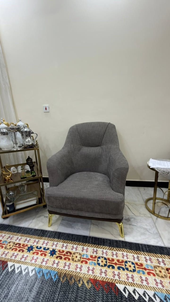 3 تخم قنفات للبيع سعر التخم الواحد 850 كل تخم يحتوي ع 10 مقاعد للستفسار ***********
