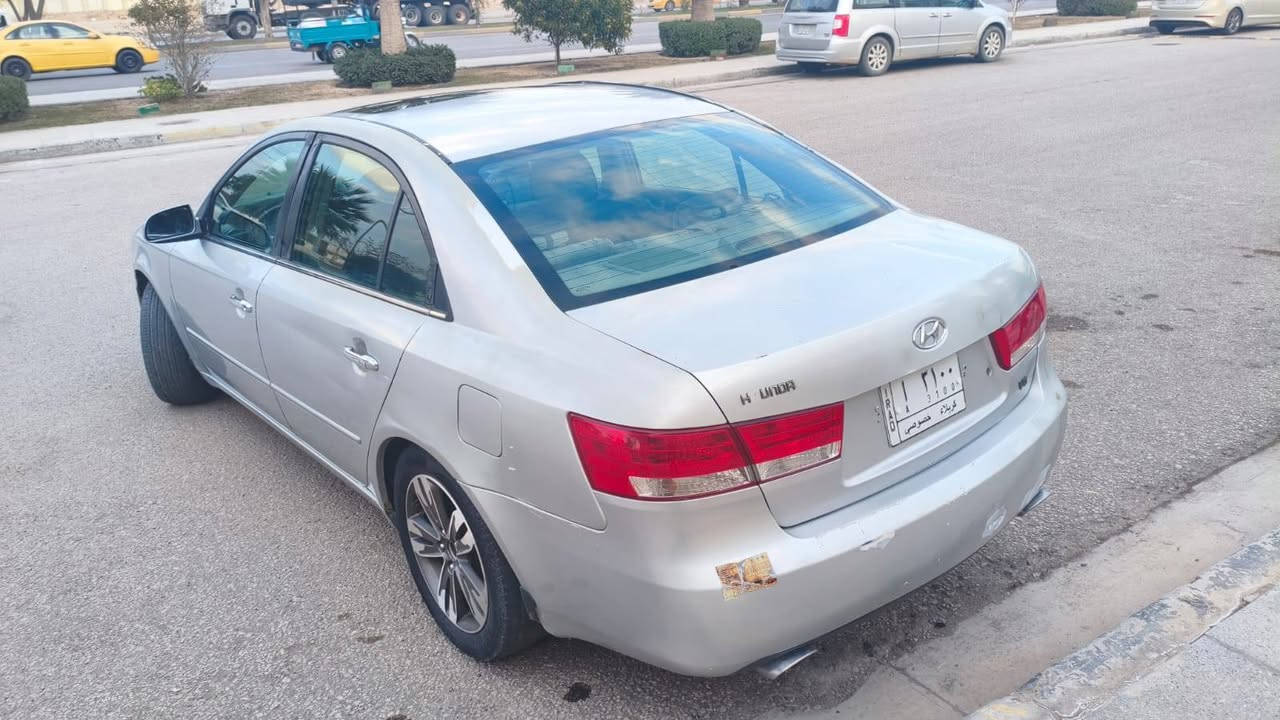 سلام عليكم سوناته 2006 وارد امريكي تخم تاير باتري جديد حداديه 80 بل 100 تبريد ثلج مصبوغه حزام حادث جملاغ الخلفي جهد السايق مكان السياره كربلاء رقم صاحب السياره 
مكفل بل نشر (***********
