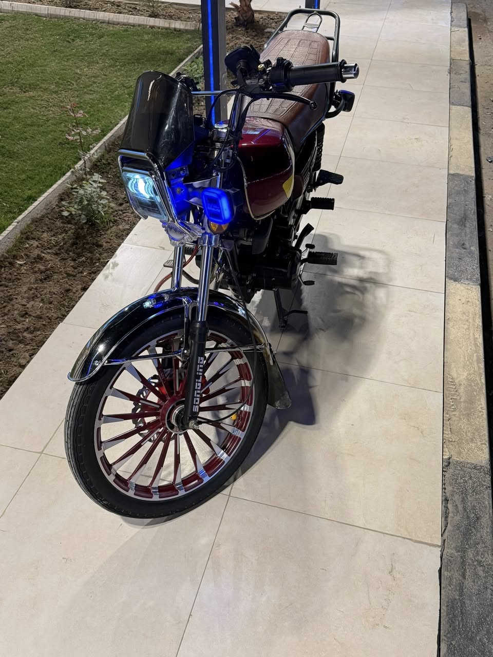 السلام عليكم

‎.       دراجه يراني سونك 

موديل 2026❗️

❗️مكينه 200cc   

‎لون احمر  دراجه زيرو

❗️اوراق موجودة 

السعر خاص 

                      

مكاني بغداد العامريه      الرقم ***********
