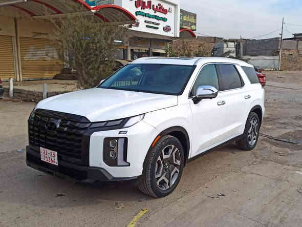 السلام عليكم 
بلا سايد 
وراد امريكي 
سياره فول موصفات  لمتد واحد على واحد 
بصمه وسلايت كشن Vip منفصل جلد اوتو بريك تحكمات ستيرن رادارات حساسات 5 كامرات
موديل 2023
كاتي شمال 
محرك وكير شرط 
محرك 3800
كير 8 نمر 
سياره ضررها راس الجاملغ والبوند تعديل بارد  بدون دواخل شرط 
رقم الشخصي مرفق مع الصور 
السعر 305$ وبيها مجال 
🛑ملاحظه مهمه
 يرجى الاتصال من  الساعه 9 صباحأ إلى الساعه 9مساء
#العنوان موصل الجديده شارع بغداد مجاور سنتر بغداد
#مكتب ال رزان للسيارت
***********
***********
