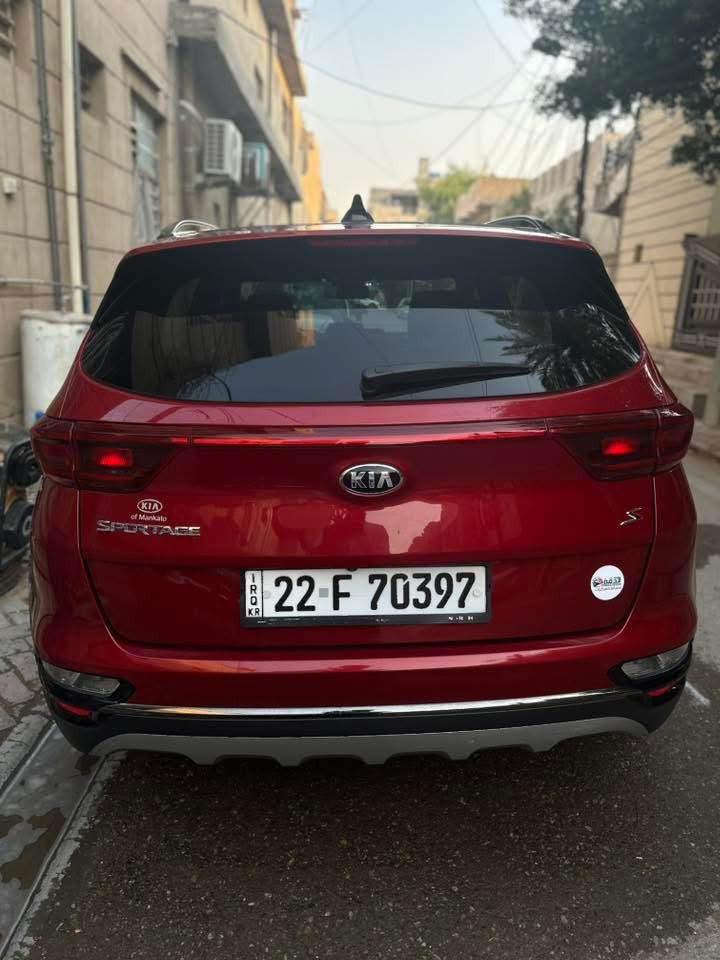 سبورتج 2020 وارد امريكي فئة S رقم اربيل ظربتها خفيفة بدون ايرباك فقط ربع البنيد
المواصفات
1. بانوراما
2. محرك 2400 GDi
3. تبريد قطعتين
4. ستيرن رياضي D
5. تحكم ستيرن جهتين
6. شفتات سرعة
7. ثلاثة انظمة للقيادة
8. مثبت سرعة
9. كشنات امامية تدفئة
10. رادارات امايية وخلفية وجانبية
11. تحديد مسار
12. نظام منحدرات
13. مري شفط
14. اشاير بالمري
15. فورويل AWD
16. نقطة عمياء
17. ويل كب اسود رياضي حجم 18
18. ماشية 95 الف km وليس ميل
19. شاشة اعطال
20. شاشة ابل وكار بلي اصلية
السعر 195 ورقه وبيها مجال بسيط
للتواصل *********** 
عنوان بغداد سبع ابكار الفارس, صلاح الدين
