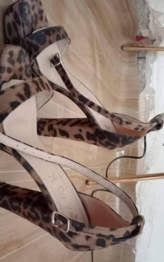 لبيع قيم اخذ كلهن جديد


**إذا كنت صاحب هذا الإعلان وتريد حذفه لأي سبب، رجاءا أرسل رسالة إلى الدعم الفني**