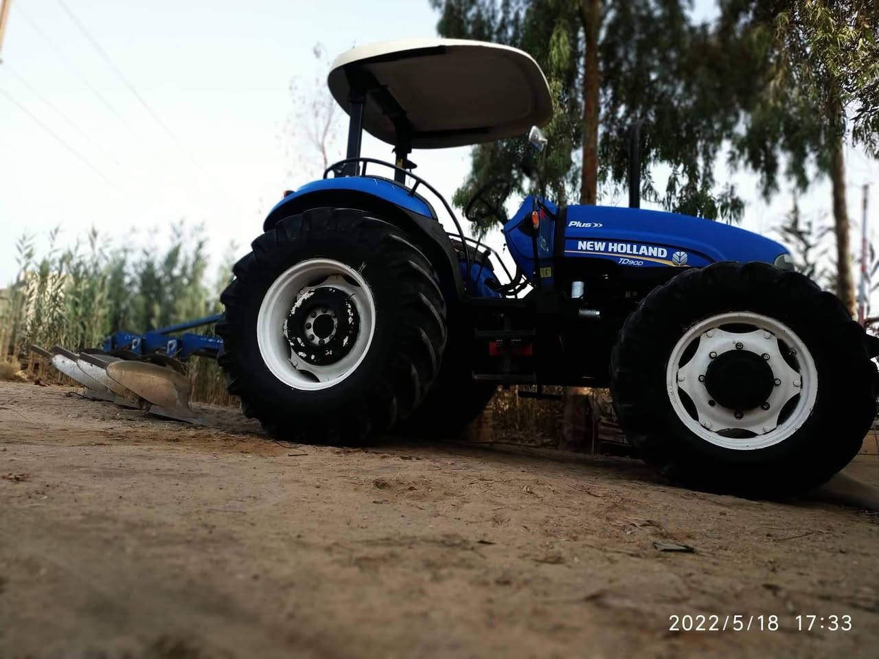 السلام عليكم مكينه نيوهولند لبيع
موديل 2013
العنوان بابل
مكلف بل نشر
هاذه رقم ***********
