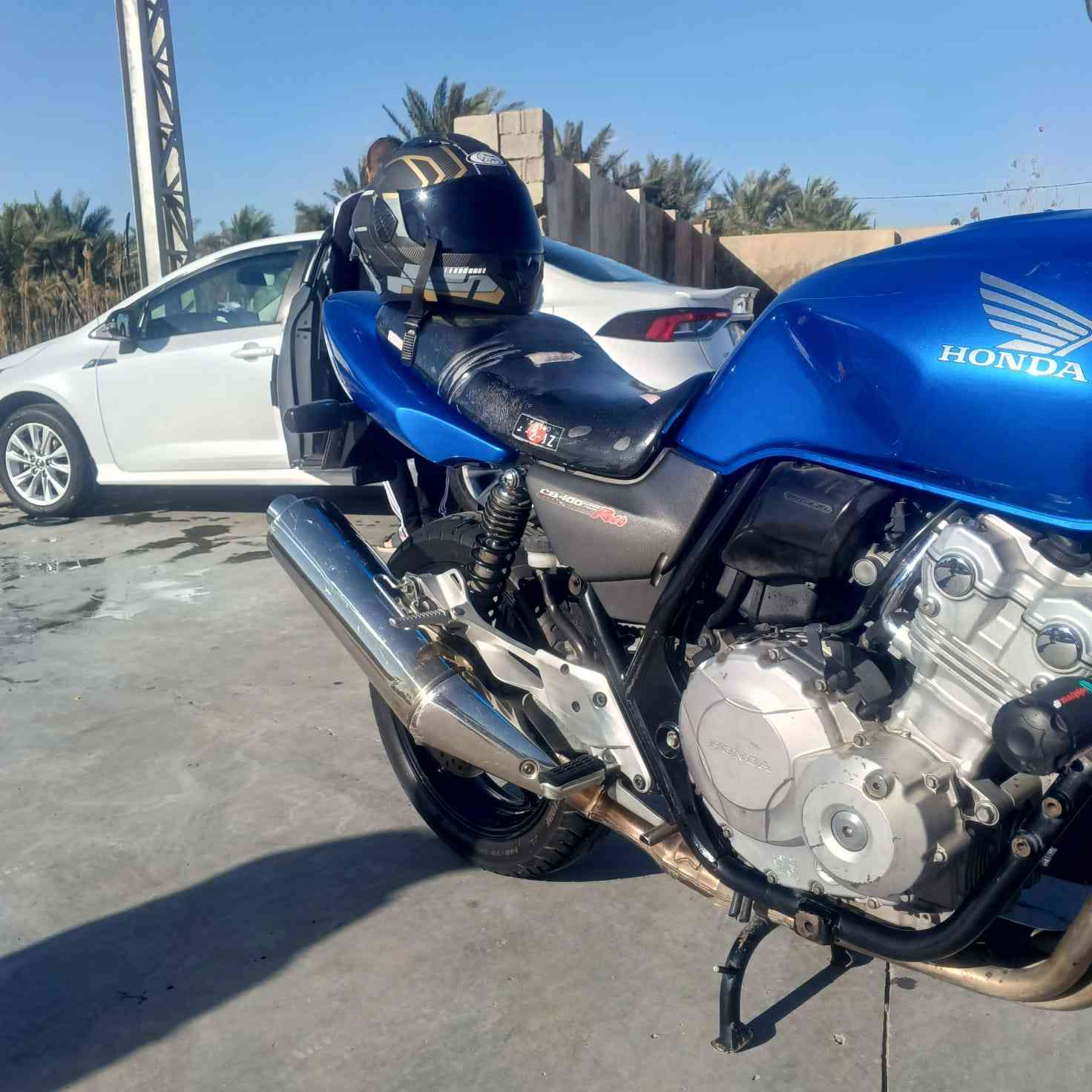 سلام عليكم 
شباب سيبي فور نوزل 16ولف حرك 400cc دراجه نازله من معرض تميم التميمي دراجه  بحاله لوكاله الله شاهد عليه مال مزامط  دراجه كفاله عامه (موجود خاص لو نتصال)
***********
