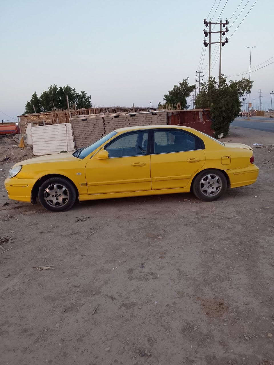 للبيع سوناتا وفود موديل ٢٠٠٢ رقم بغداد الماني.مكينه وكير كامري .راعيهة موجود تحويل .السعر ٢٥ وبي مجال.الاتصال ***********.  واتساب ***********
