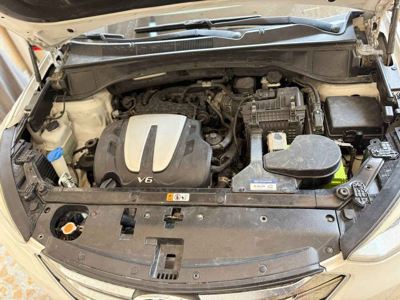 سلام عليكم سنتافي 16 خليجي فول بيها رصعتين بارد والباقي كفاله عامه رقم اربيل 6 سلندر سياره جاهزه من كل شي 
***********
