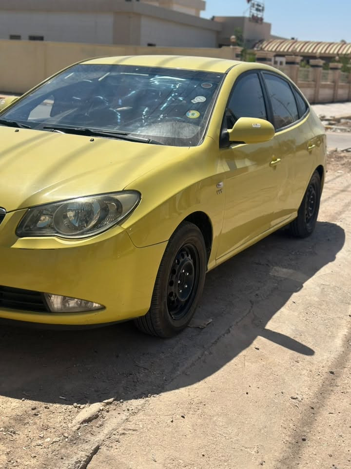 النترا ٢٠١١ سياره جديده بمعنى الكلمه تخم تاير حداديه تبريد كير مكينه سياره جاهزه عل اخير كواتم صالنصه حساسات كله بلاد دكشن عالي  سياره ما نقصها برغي مكان ميسان 
***********
