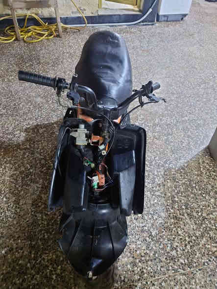 فراشه مهلسه حربيه صوت ناعم مامفتوحه كهربا تشتغل اله شد باتري كلهه شغاله سرعه معدل اوراق تجي وشوف مراوس بجهاز زين ذني  سوني اكسبريا 5 ذاكرة 128 جهاز قوي ومواصفات قويه وكامره قويه  فطر فوك بشاشة وضهربي زلغه زغيره تعبان لون شاصي موضح كدامك جهاز مال استخدام مال لعب ل ابنك الك بسعر مناسب كله شغال صوت شريحه اتصال واي فاي عمارة ميسان قادسية حي الجهاد كراج الفورتات ***********
