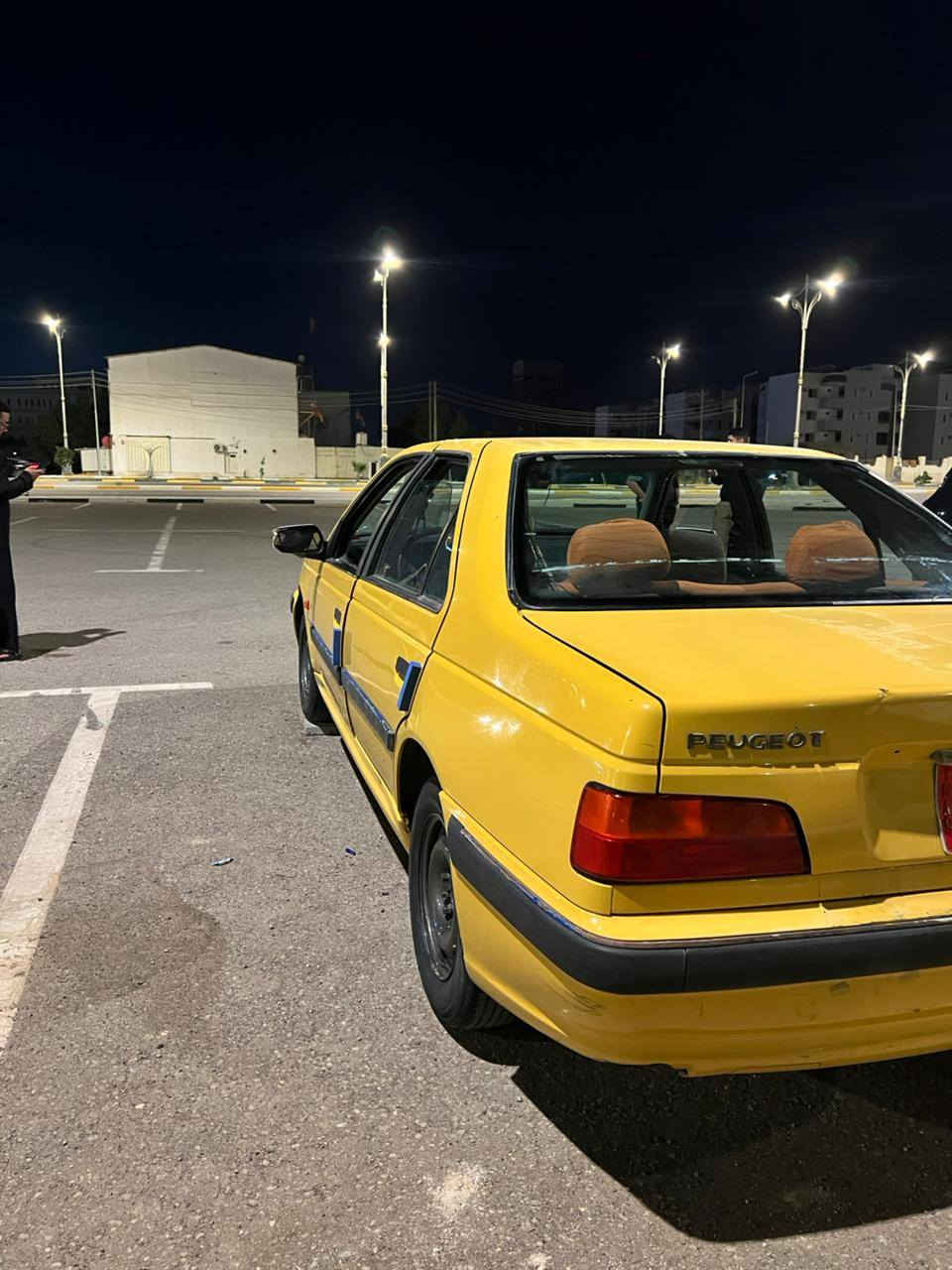 السلام عليكم للبيع بيجو بارص ٢٠١٥ رقم كربلاء تحويل مباشر حداديه نص عمر سياره نضيفه وحلوه تحتاج ترتيب سعرها ٣٥ وبيها مجال قليل مكاني كربلاء ***********

