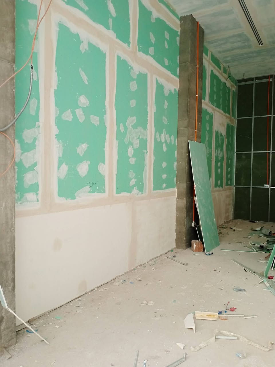 اسعار مناسبة العمل داخل بغداد 
جبس بورد     بوردكس    شيبورد   قواطع جبسن بورد 

تقطيع قواطع جبسن بورد قاعات 

جميع انواع الصباغ بنتلايت بلاستيكي بوية 

جميع انواع الديكورات وترميم المنازل 

موقع فقط بغداد مراسلت الصفحة او تصال على رقم *********** #بغداد #الكرخ #الرصافة #ديكور #صباغ
