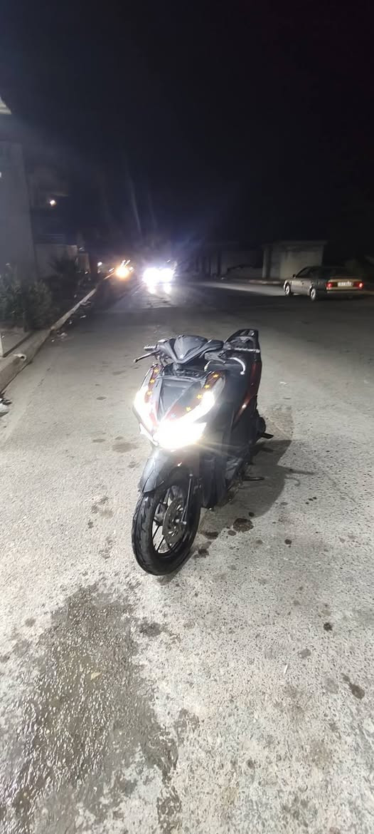 سلام عليكم دراجه للبيع مابي شي كهربائيات كامل مكينة شرط سعر 400 بي مجال او مراوسه دراجه ايراني رقم ***********

