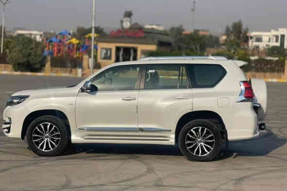 تـوێتا پرادۆ مۆدیل 2023 مواسەفات VX   
مەکینەی V6  قەپات مواسفات 
تەنها 23 هەزاری حەقیقی رۆشتوە  
پینج کامیرە شاشە گەورە 
کامیرەی دواوە کامیرەی پیشەوە 
کوشن سارد سلایت سوکان ڤۆڵۆیم 
دەبڵ تەنکی  ٣ ریز کوشن کارەبا بەراد
سەیارەکە تەنها ٤ پەنجە ساردی هەیە 
وەل باقی بەشرتی هەموو شتیک

سـعـر : لە کۆمێنت داوابکە ڕاستەوخۆ بۆت دێت 📥 

گێر و مەکیەنەی بەشەرت 
هیچ کێشەیەکی تێدا نییە 

ژمارەی خاوەنەکەی 
***********
***********
