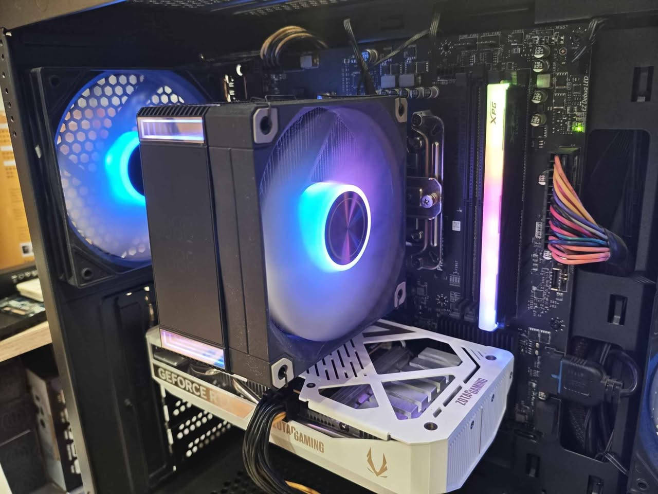 Ryzen 5 7600
Rtx 5060 zotac w
Ram 16 6400 cl32
M. B b650 gigabit 4slot ram
NVME 1tb wd Gin4 5000
P.s 750w Bronse
Case antec 4 fan
COLER digital بغداد, العراق


**إذا كنت صاحب هذا الإعلان وتريد حذفه لأي سبب، رجاءا أرسل رسالة إلى الدعم الفني**