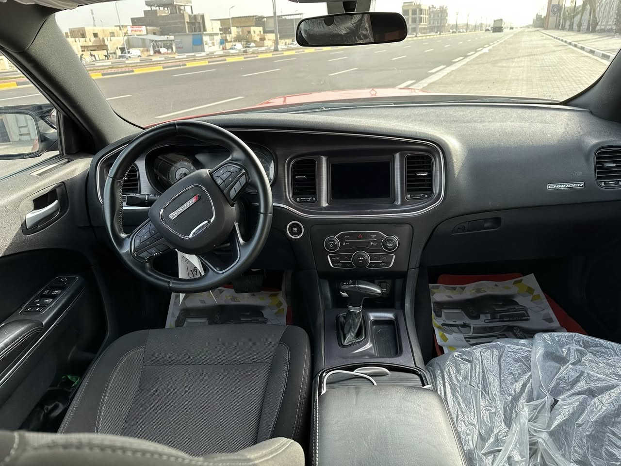 سلام عليكم (ادوات ادوات )متوأمه طبق الاصل رقم شمالي
جارجر 2018
حادثه جدآ خفيف 
ماشيه 35الف ميل 
تدعم الكاربلي
سياره جديده جدا جدا واحلا من صور (كفاله كفاله)
سعر (١٠٥)قفل بدون مراوس 
مكان سياره بصره (***********)
