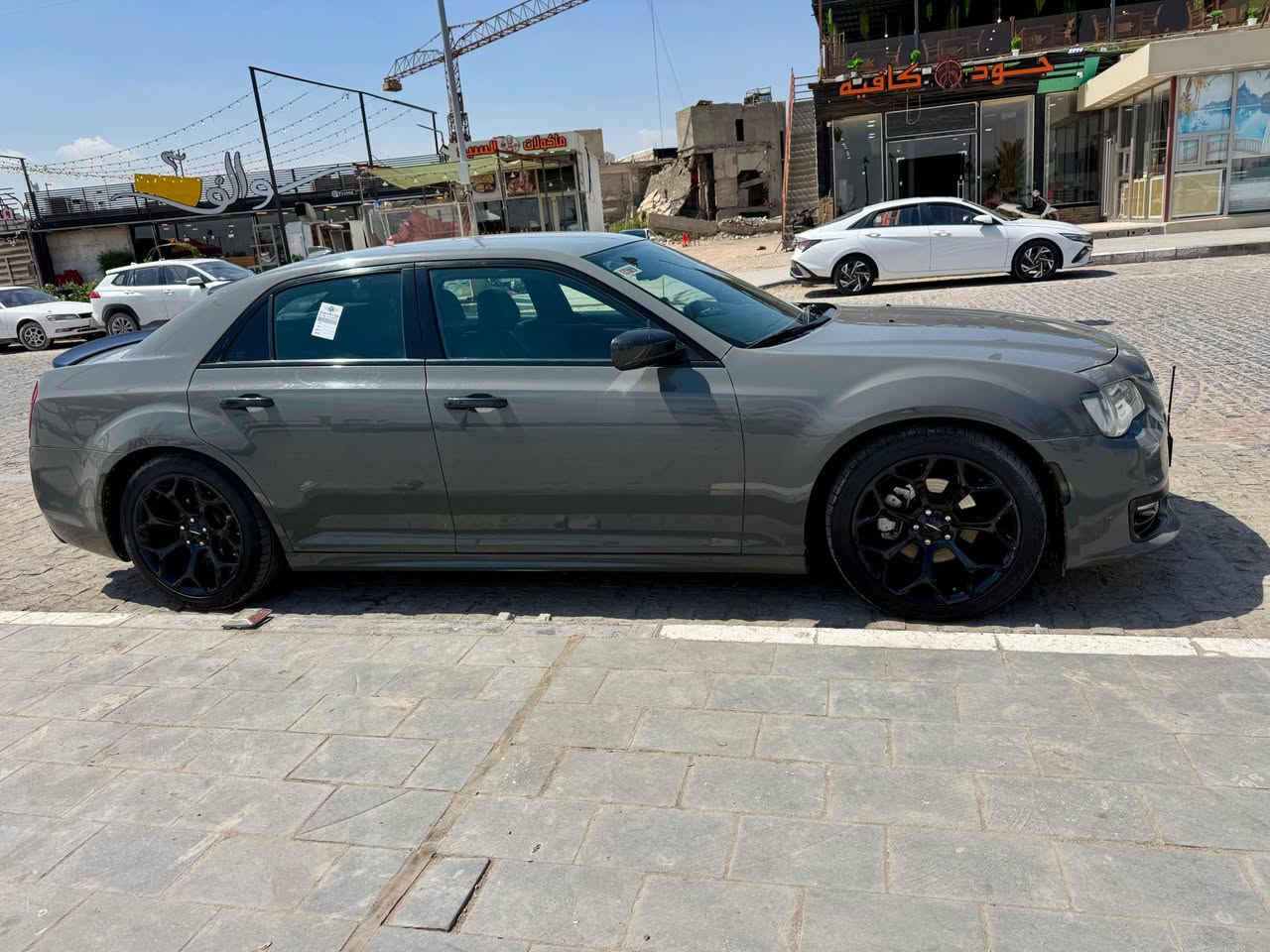 اوباما كندي كلين 2019 محرك 6 حجم 3600 عداد مفتوح 260 رقم اربيل تحويل مباشر كفاله محرك كير حداديه تايرات دواخل جلد اسود ويل 20 عنكبوت ماشيه 156 الف كيلو السعر 260$ بصره زبير *********** البصرة, العراق
