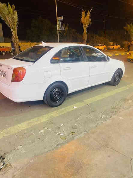 سلام عليكم وبتره ٢٠٠٩ رقم ميسان سنويه جديده سياره ابيه صبغ حزام سياره جاهزه مكينه كير تبريد كهربيات حداديه تخم تاير جاهزه سعره 58 مكانه ميسان قضاء المجر الكبير رقم ***********
