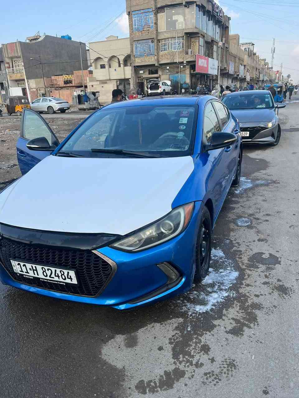 سلام عليكم
النترا بحري 2017 وارد كندي 
مكينه 2000دوش
بدون صبغ حادث مرفق مع الصور 
تبديل بنيد فقط والجاملغ راجع عالبارد
شاشة كبيرة كامرة تحكم جهتين
كشن تدفئة
حساس خلفي اشاير بالمري
كير مكينه بشرط
رقم بغداد 
السعر112$وبيها مجال
السيارة باسمي تحويل ثاني يوم 
مكان السيارة بغداد الرصافة
استفسار ع الرقم
 السونار  مع الصور
***********
