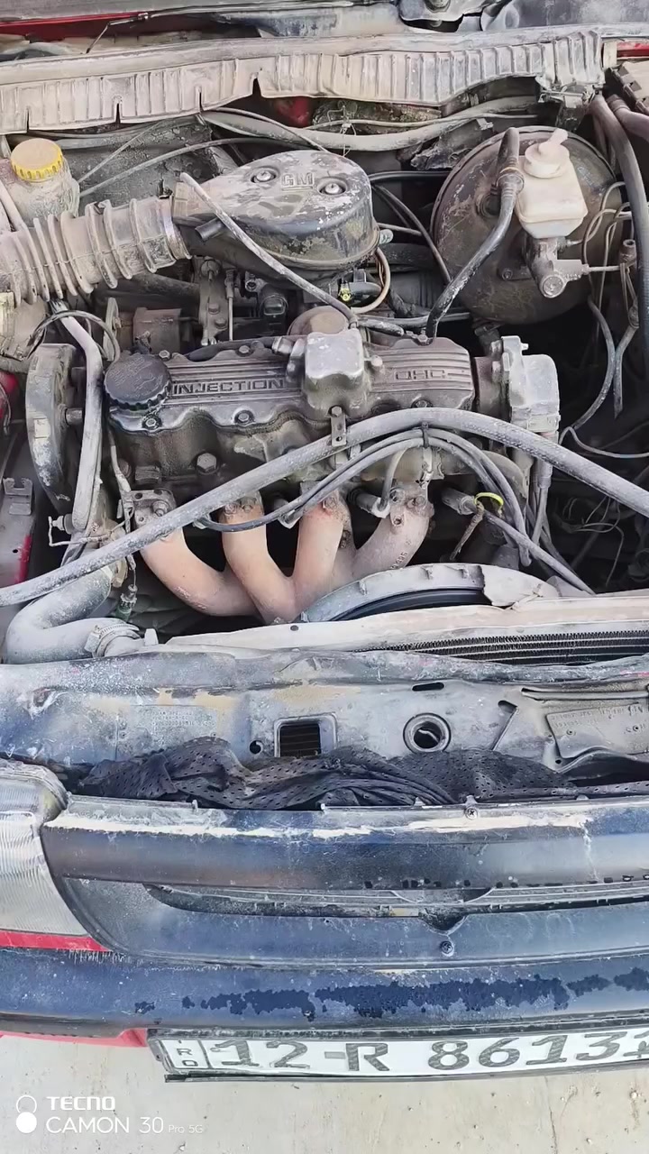 السلام عليكم فكترا حجم 18 رقم مسطرة سنوية لل30 بسمي السيارة مشظاية مصبوغة حزام اني ابيعك عام السعر 30 قفل *********** # ***********
