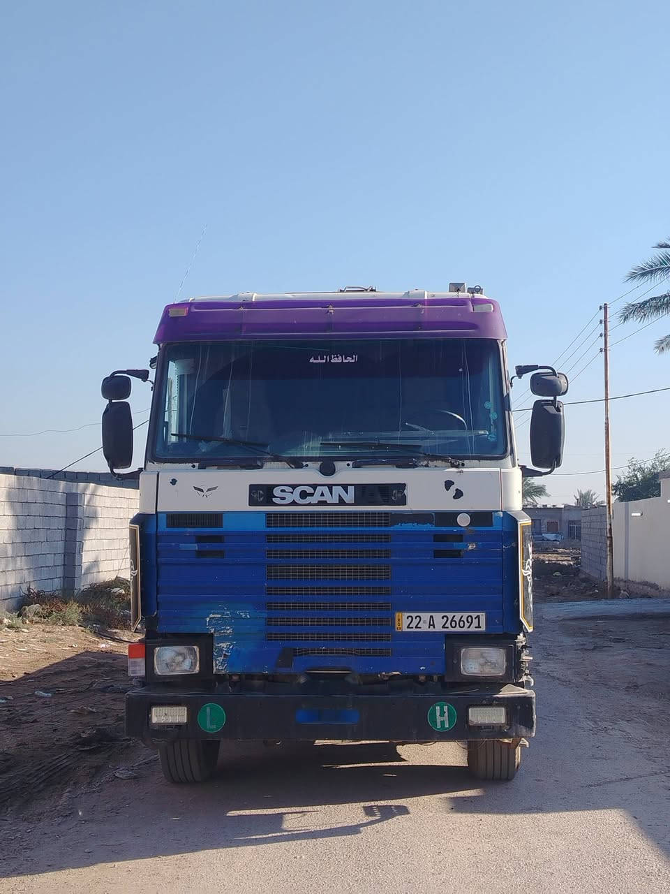 سكانيا مشلح موديل 1990 سنويه جديد تنتهي 2030 بأسمي تحويل ثاني يوم كرين 6طن 3سلايت مكفول لا فطر ولا لحيم شاصي مبطن السيارة تك مو سنكل مكان السيارة بغداد  أستفسار أكثر أتصل ***********
