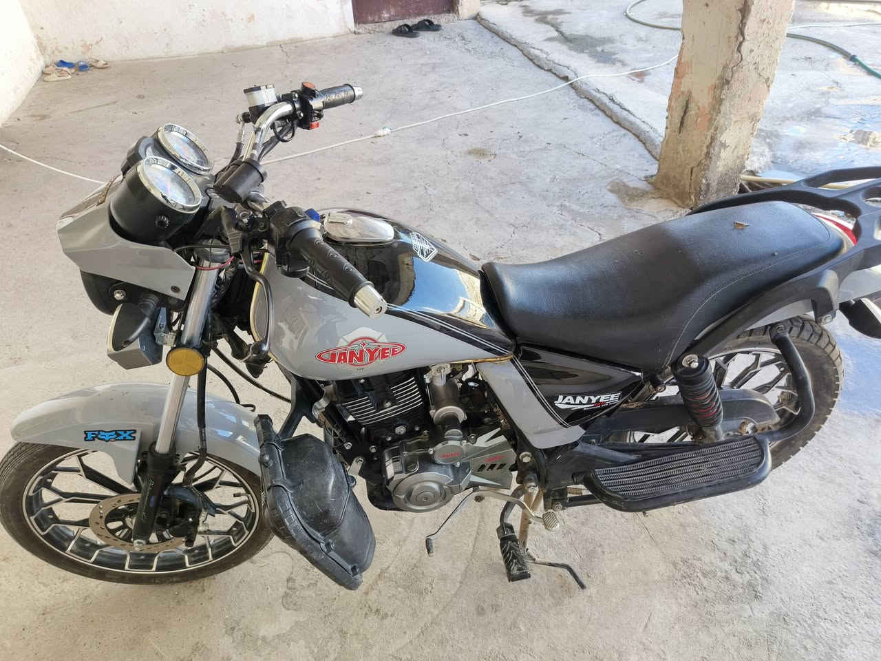 موطور هيوشة للبيع موديل 24 السعر 950 () مال جناي محرك 200 ما مفتوح


**إذا كنت صاحب هذا الإعلان وتريد حذفه لأي سبب، رجاءا أرسل رسالة إلى الدعم الفني**