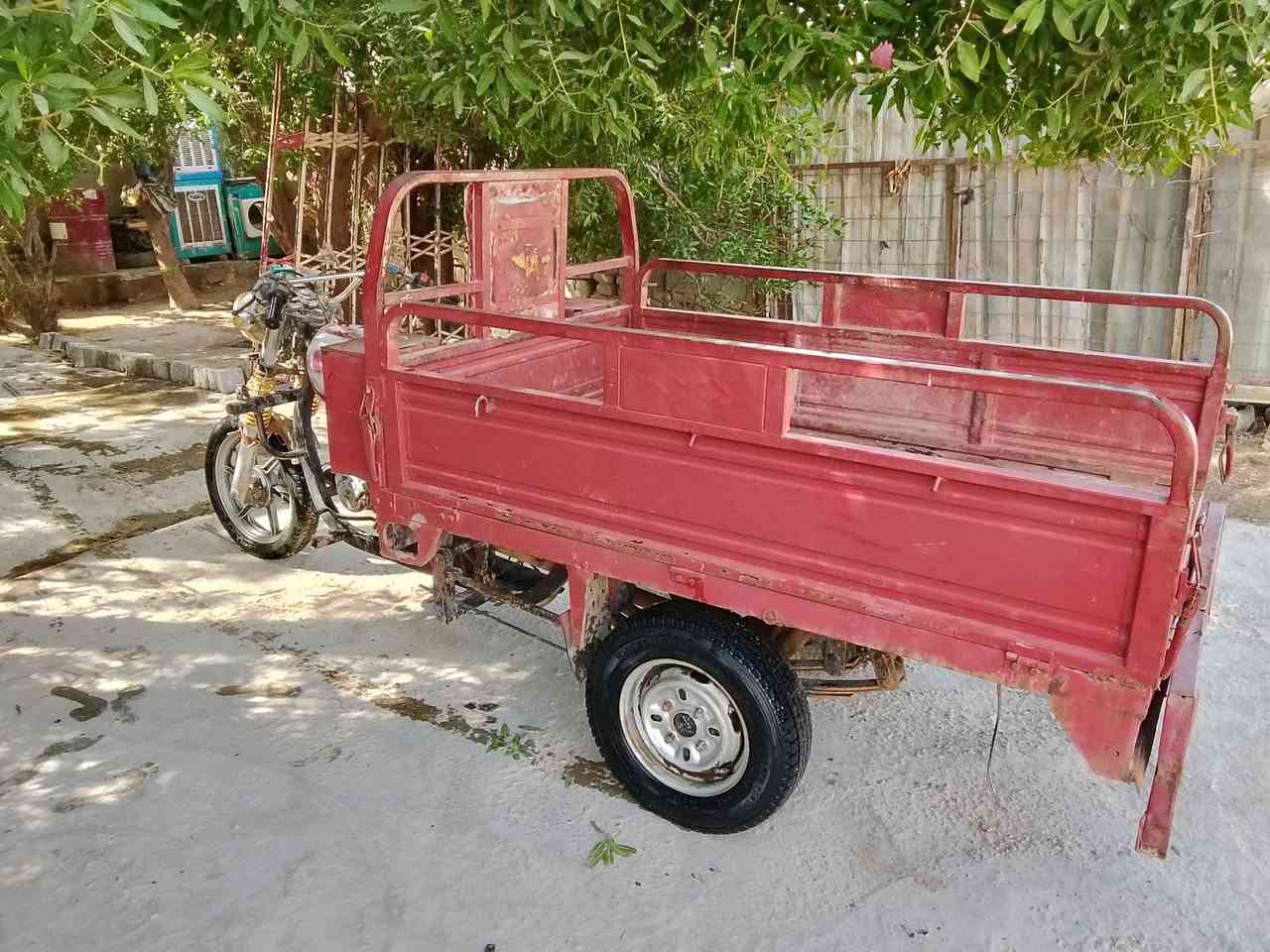 ستوته موديل 2013بيه محرك 19 رقم ابيض وسنويه مداور ثاني يوم(مليون بيه مجال) ***********
