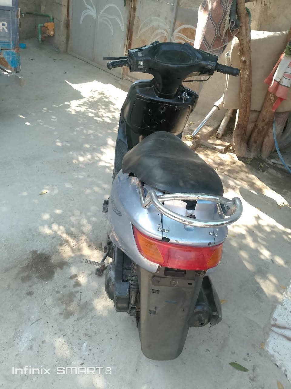 سلام عليكم فراشة للبيع كاملة مبية اي خلل السعر225
مكاني جبلة ورة مستشفى الامام علي 
***********
