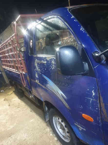 كيا حمل(موديل 2007) محرك 3000 وكير وتبريد وتخم تاير كله جديد (سياره مابيها نقص جاهزه)   (سنويه 27) رقم بغداد مشروع وطني 
(فقط بيها جراد)  مكاني العماره (سعر 80)
. 
رقم صاحب سياره ***********
