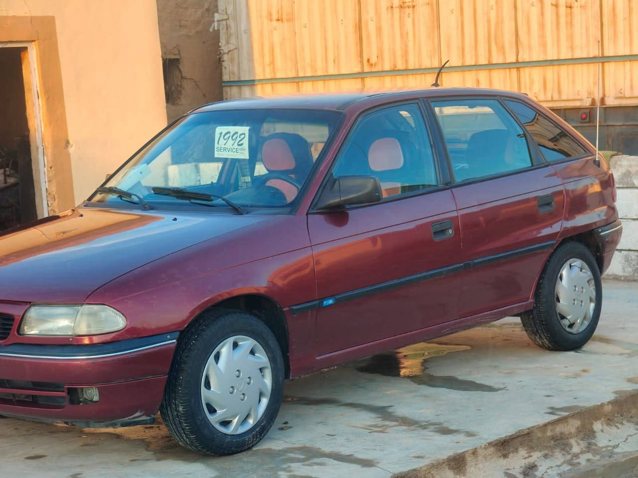 استرا للبيع موديل ١٩٩٢ رقم نينوى كوبون بانزين بدون صبغ كير محرك شرط كفاله عامه للاستفسار اكثر
***********
***********
