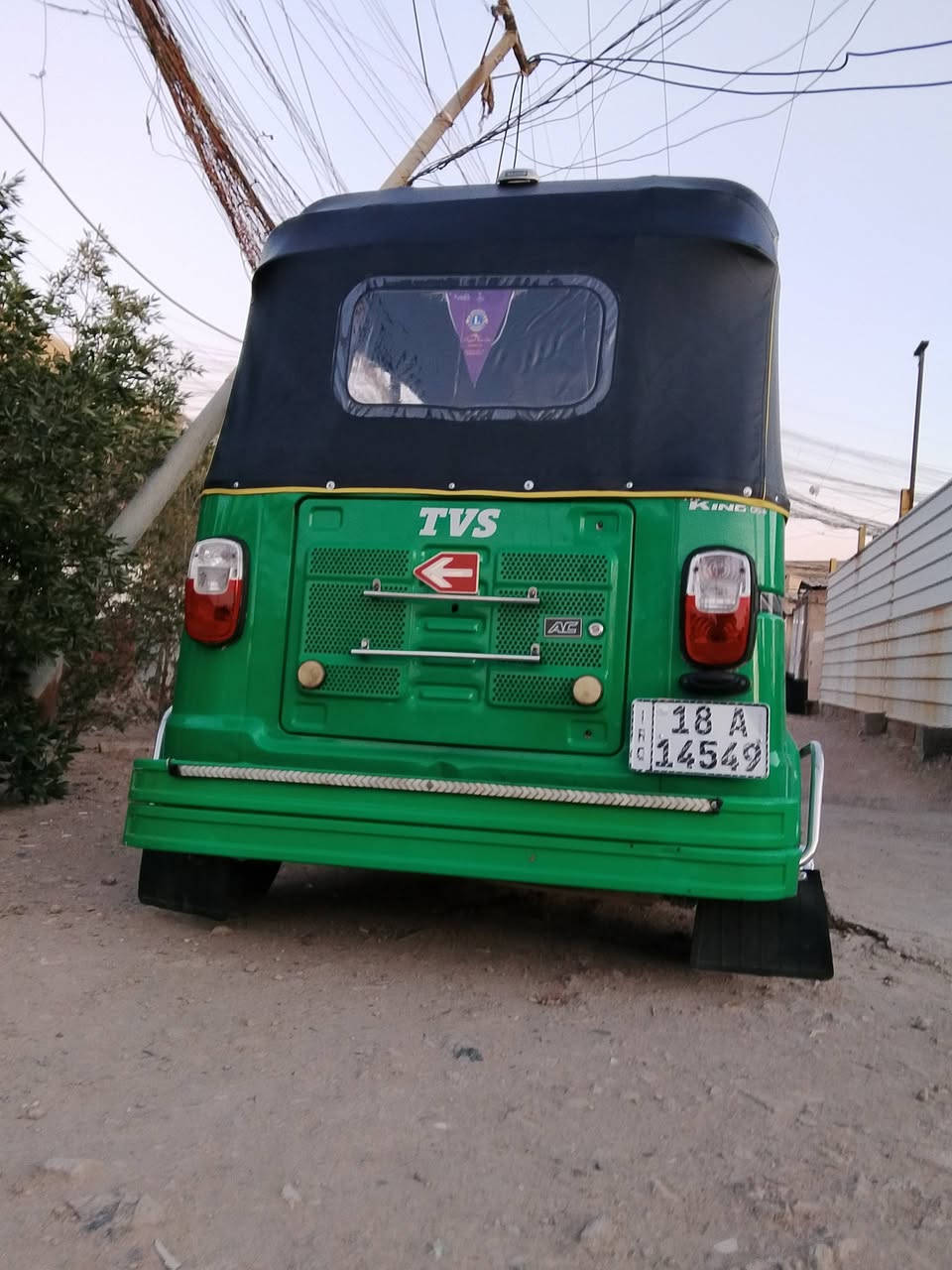 سلام عليكم تكتك موديل 22 رقم نكليزي بابل  تكتك كفاله عامه ماعده كم رعصه مثل ماواضح بل صوره مكينه وكير واكسل مكفولات تحويل مشروع وطني مكاني بغداد البياع رقم هاتف *********** سعر 7800 وبيه مجال
