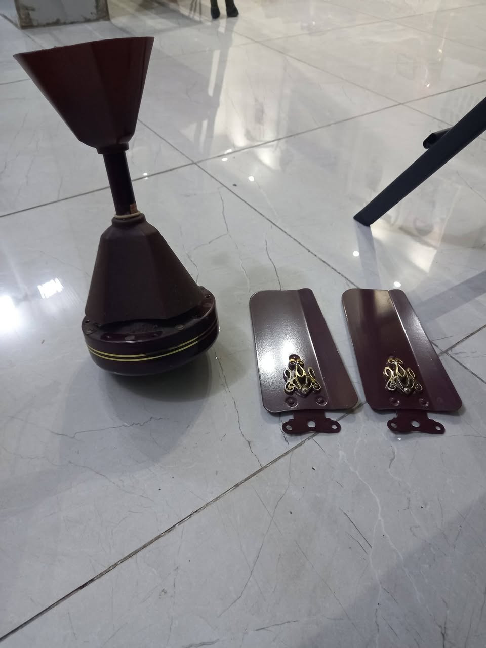 مروحه سقفيهةحجم صغير جديده السعر ٣٠الف العنوان الحريه


**إذا كنت صاحب هذا الإعلان وتريد حذفه لأي سبب، رجاءا أرسل رسالة إلى الدعم الفني**