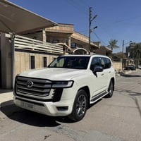 لاندكروز 2022 Vx وكالة ساز مغلفة PPF مكفولة كفالة عامة فول مواصفات  كر...