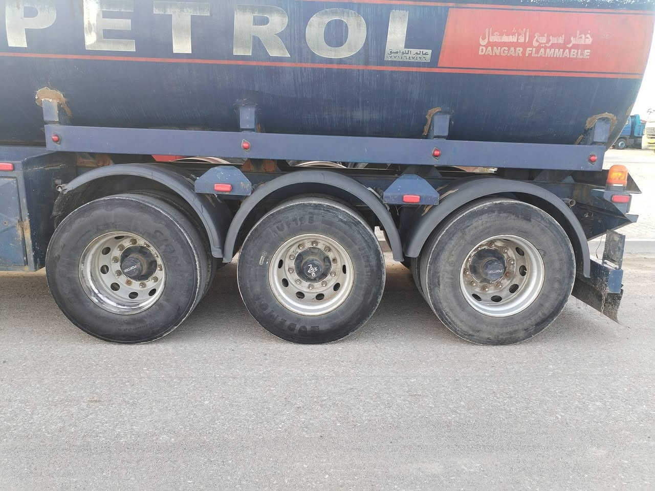 فولفو شخاطه سنكل خلفي موديل ٢٠٠٢ تخم تاير محرك يبخر بدون نقص طوناج باقي ٦ أشهر سنويه جديده فحص هزه كله جديد سياره جوه شغل
تفاصيل أكثر اتصل
***********
