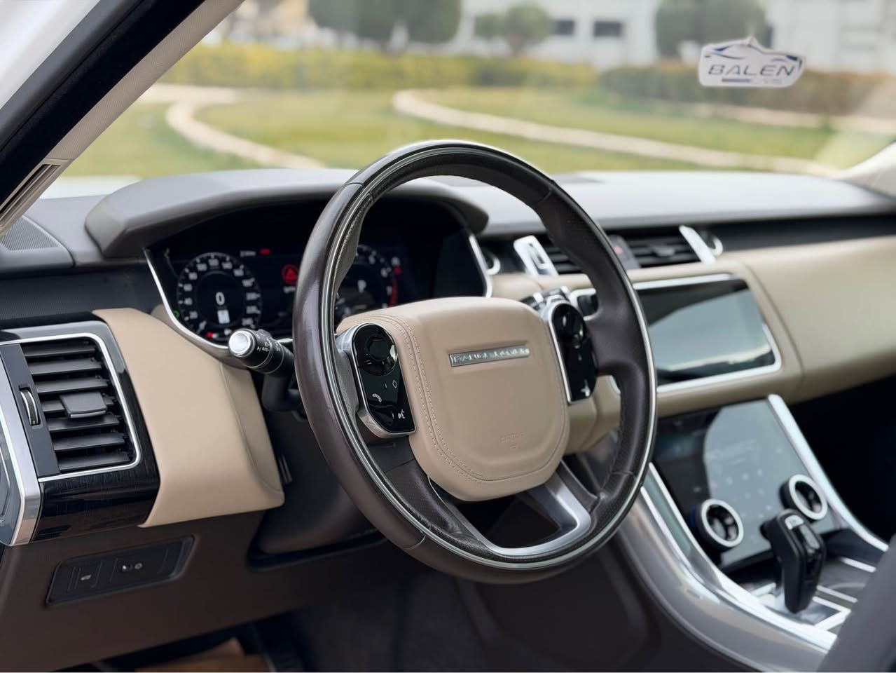 Range rover    Sport   V6     2022     Hse 🔥

‎اخوان  سيارة وارد  امريكي  كلين  كلين    مكفول كفالة عامة  صبغ تعديل مابي 
‎گير محرك حدادي سنوي كلشي جديد   شرت  فحس سونر  

‎موديل   2022

‎مواصفات      فول 1/1
4*4
داخل بيجي بلادي 
 انارات داخلي
دوسات كهرباي 
‎كشنات حار و بارد

  
‎بانوراما
‎سندوك شفط
‎جگات تصعد و نتزل  
‎كاميرة 
‎سماعة   ميدريان
‎  كيج اليكتروني
‎ حساس خلفي امامي
‎رادار ورا 
Auto stop 
‎نيظام   Eco sport normally 
‎  لايت   ليدات و زينون متحرك 

‎سيارة    رقم   سنوي هزة جديد باسمي تحويل وكالة نفس يوم

‎        🔥495$    سعر

   

‎مكان سيارة اربيل 
  
***********
*********** أربيل, العراق
