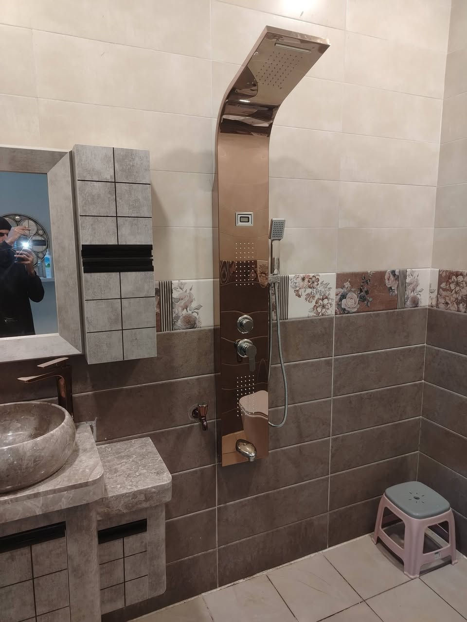 تحديث حمام.
للاستفسار الاتصال على الرقم ***********
