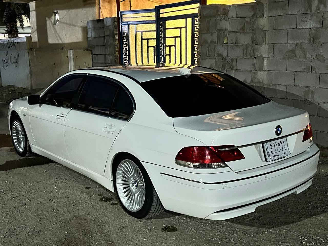 السلام عليكم للبيع 
بي ام دبليو باخره 2006 معلايه 2013 معاملتها كامله باقي بس عالتخمين الدفع  تريد اكمل الك واحولك تريد انته تكملهه  وتخصم الفلوس من السعر  
 السيارة  LI  750  اصل باب طويل فول مواصفات للاخير
كير مكينه خير من الله صدر نضيف تخم تاير جديد حداديه نضيفه بيهه ضربه بالبجم ومصلحه مابيهه صبغ فقط الهلال  جاملغ خلفي وراه السايق مصبوغ 
رقم بغداد مشروع وطني
السعر 140 وبيها مجال
مكاني البصره الجمهوريه
للاستفسار ***********
