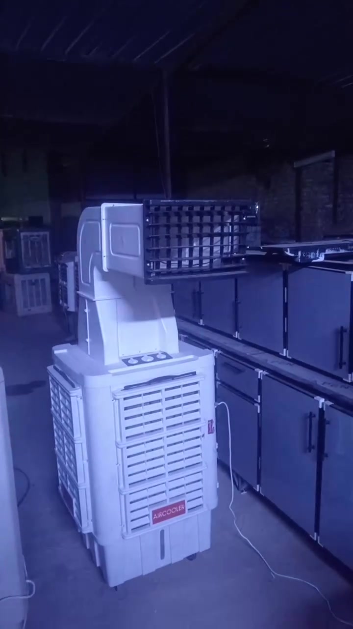يارب يارزاق مبرده بلاستك حجم 60 اخت الجديده السعر 250 قفل العنوان شاميه قرب مصرف الرشيد مصطفى الكرعاوي يوجد توصيل ***********
