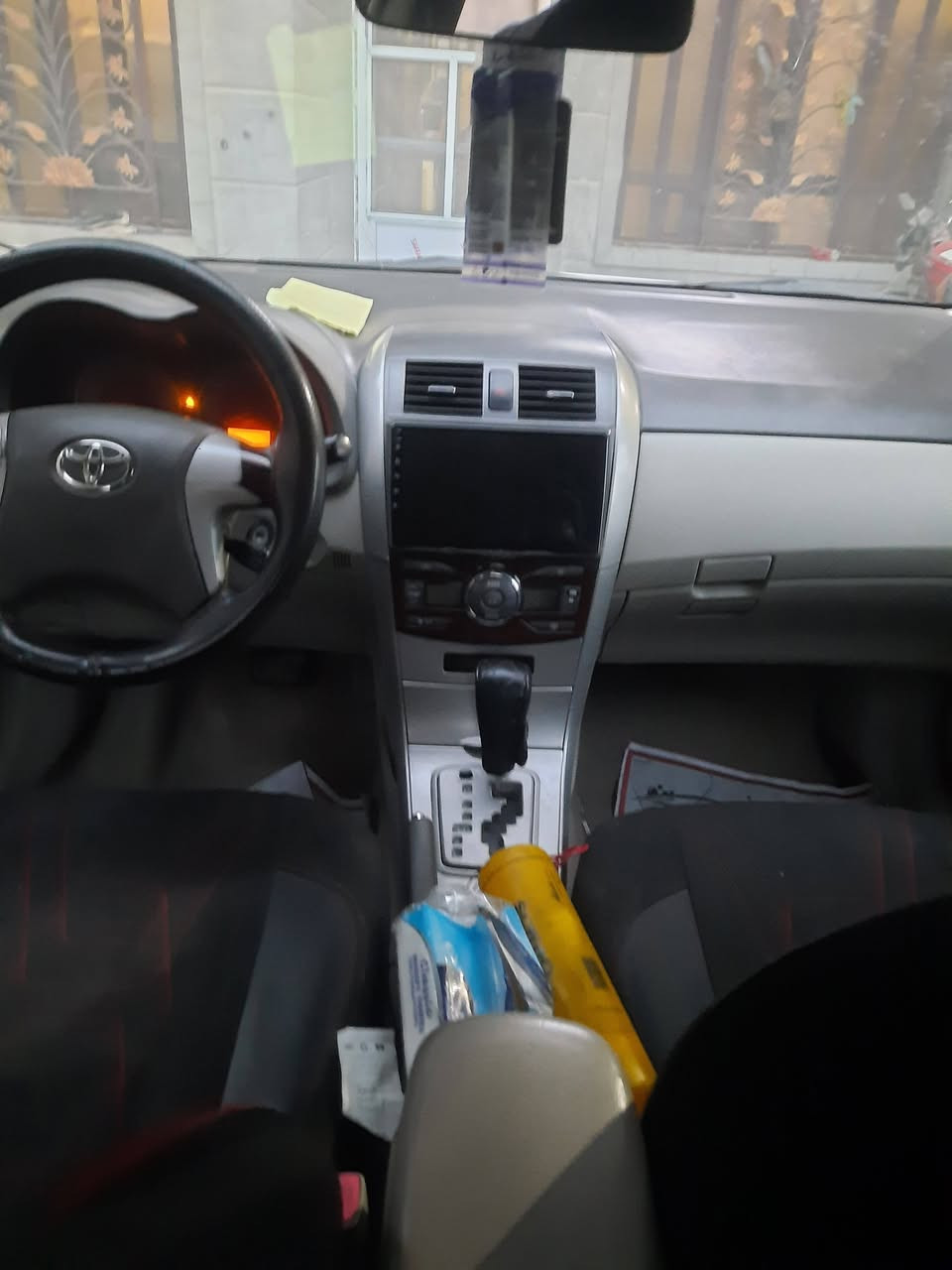 كورلا للبيع ٢٠٠٩ خليجي بيها ٤ قطع صبغ آثار جراد مكفوله من الظربه تبريد كير محرك كله مكفول  السعر ١٠٠ او بيها مجال مكاني فلوجه  ***********
