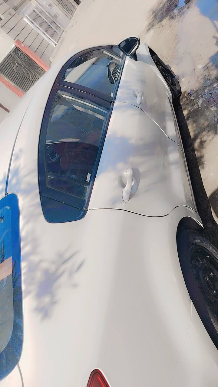 كيا ريوم ٢٠١٢ خليجي ١٦٠٠ دوش قطرتين سياره جاهزه رقم اربيل هزه جديده لل ٢٠٢٦ سنويه ٢٠٢٨ تحويل ثاني يوم سونار موجود مكان السياره بغداد الحريه هاتف *********** نقصه تبريد يفصل ابيع كمبريسر واكف حته ماتخاجل وياك
