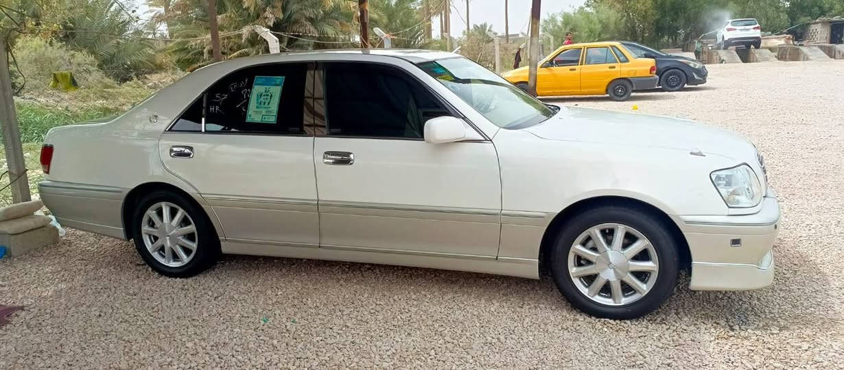 من رخصه لادمن
للبيع ملكه 2002 رقم كركوك باسمي هزه جديده ورقم دولي مداور وين مايعجبك مشروع وطني 
مكفوله كفاله عامه وجاهزه من كلشي ع اخر حبايه مانقصه بوغي ثلاث دكم ديفور الكبير شاصي 175 السياره جديده كلش ماشيه اقل 100 حقيقي تجي وتشوف بعينك بيع او مراوس حسب القناعه 

السعر 150 وبيه مجال للطيبين 
مكان السياره الديوانيه ***********
