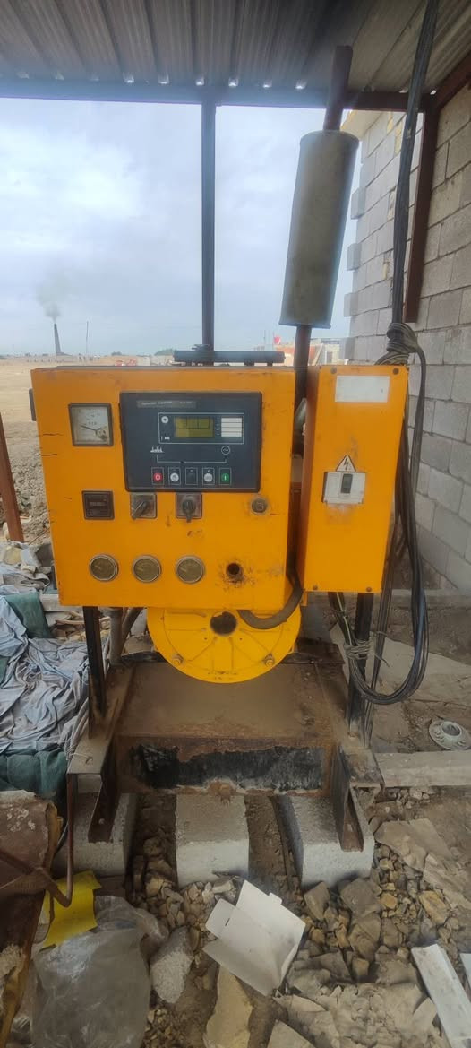 بيركس نكليزي للبيع ٦٠ كيفي شاشه لمس
العنوان ميسان ***********
