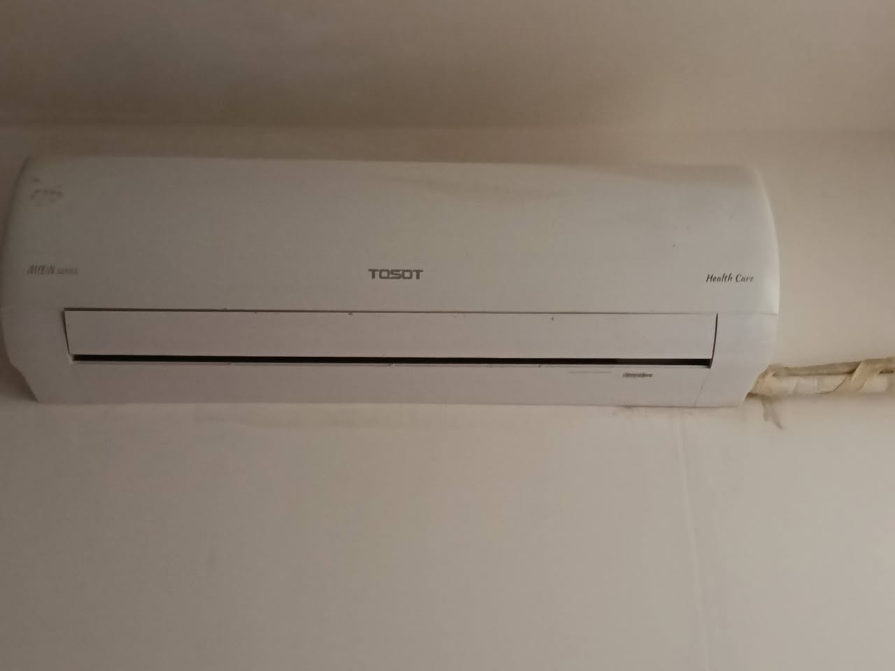 #للبيع
 سبلت توسوت طن ونص شغال 
٣٥٠ وبيه مجال 
***********
صخيين قرب جسر الحولي
